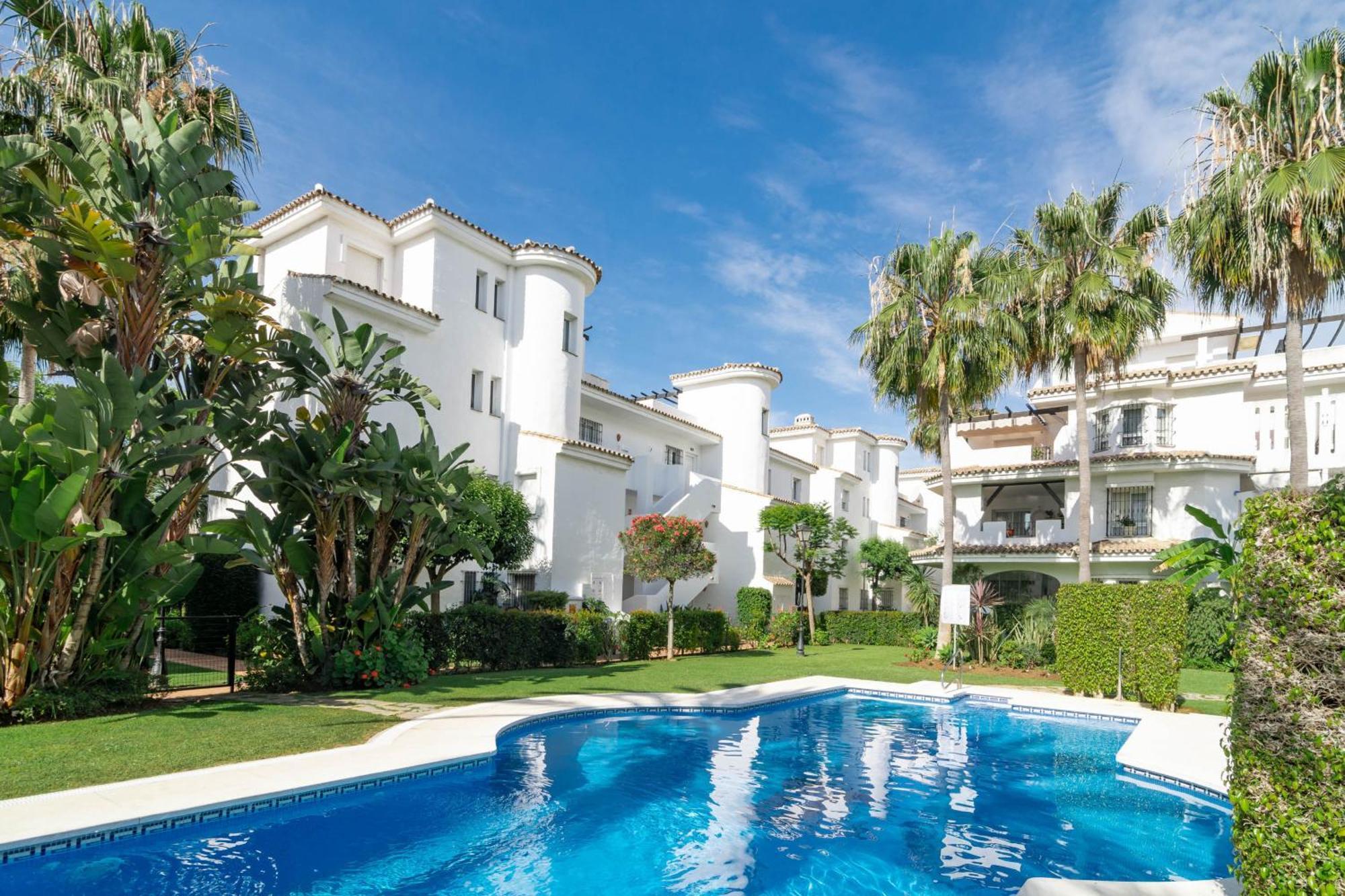 Lnm43- Cozy Close To Puerto Banus * Marbella