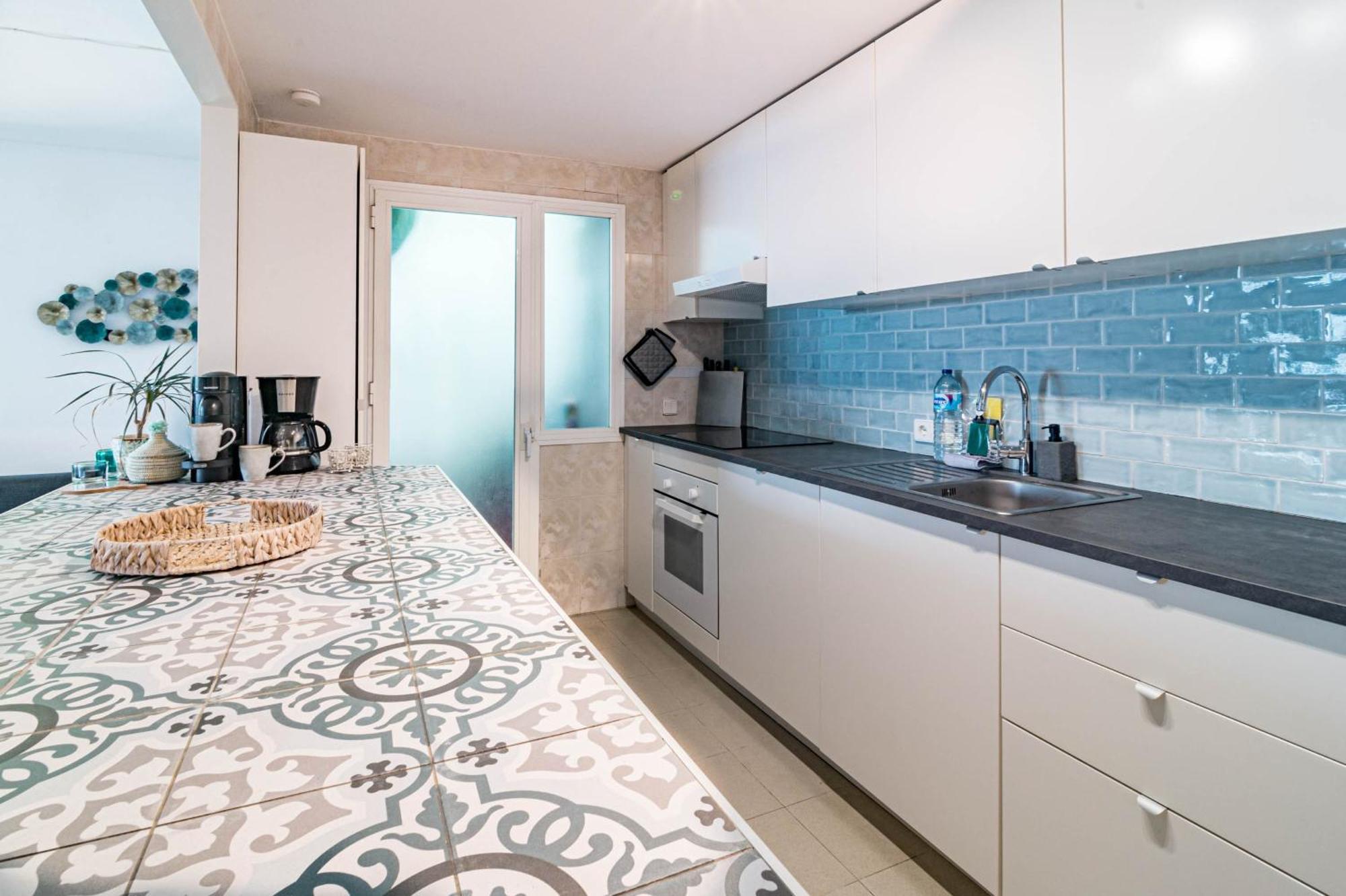 Lnm43- Cozy Close To Puerto Banus
